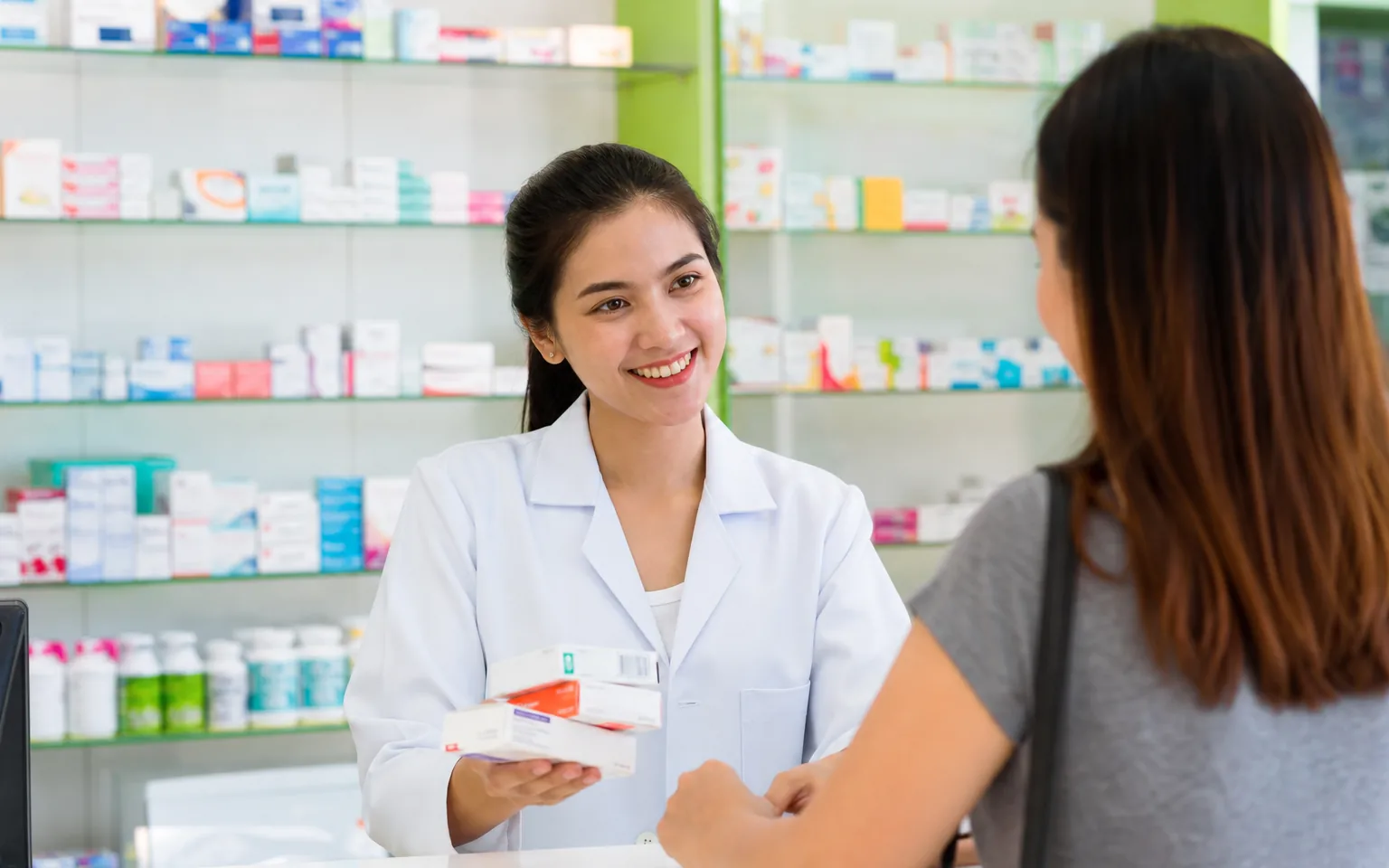 En pharmacie, les génériques philippins coûtent 3 à 10 fois moins cher que les marques importées